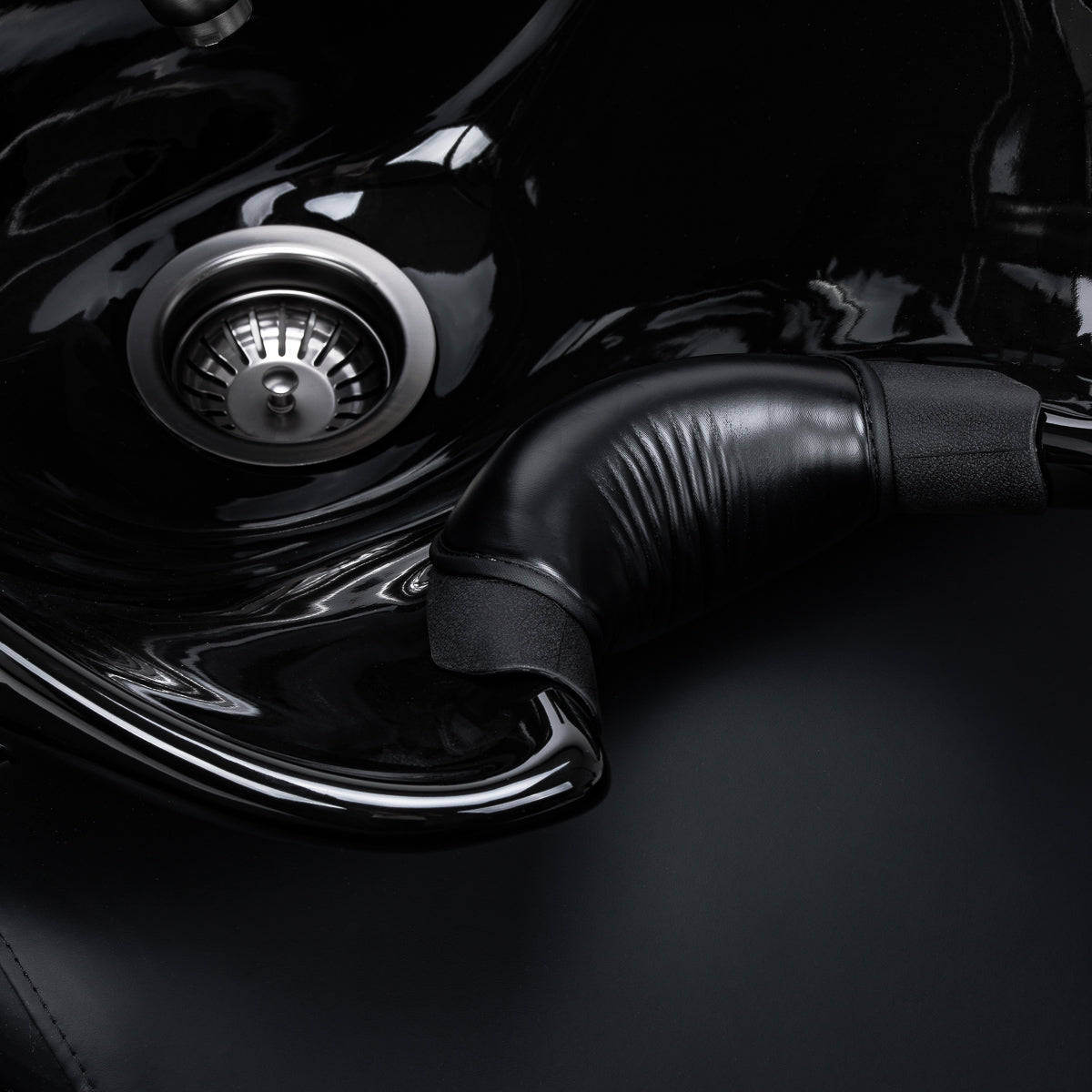 Gabbiano Ines Elektrische Friseurwaschanlage Mit Massage – Schwarz · Ablaufdetail