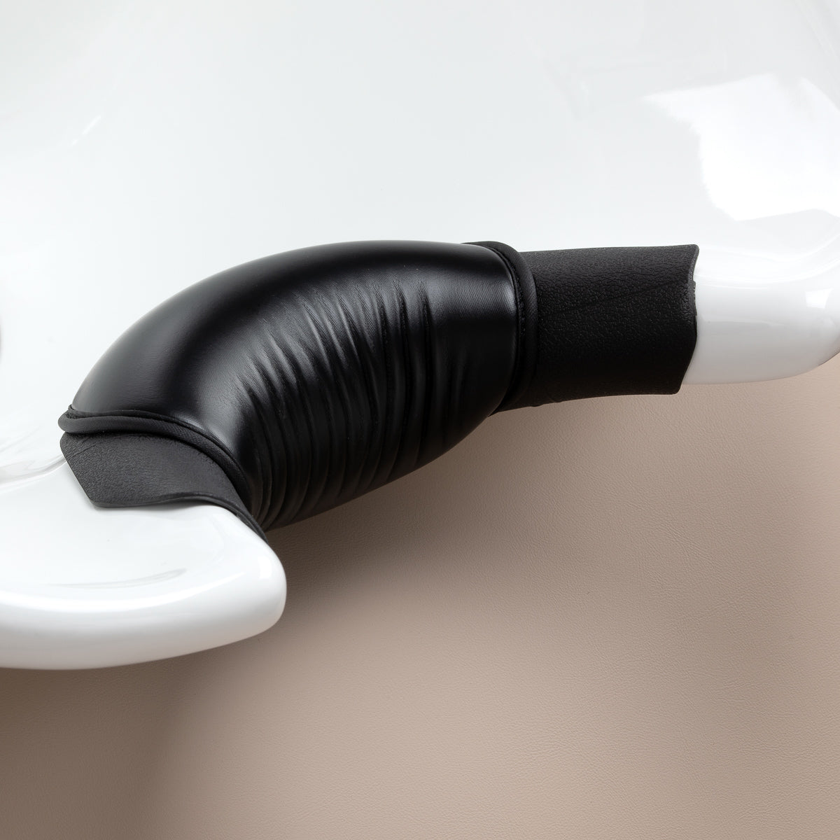 Gabbiano Ines Elektrische Friseurwaschanlage Mit Massage – Beige · Nackenauflage