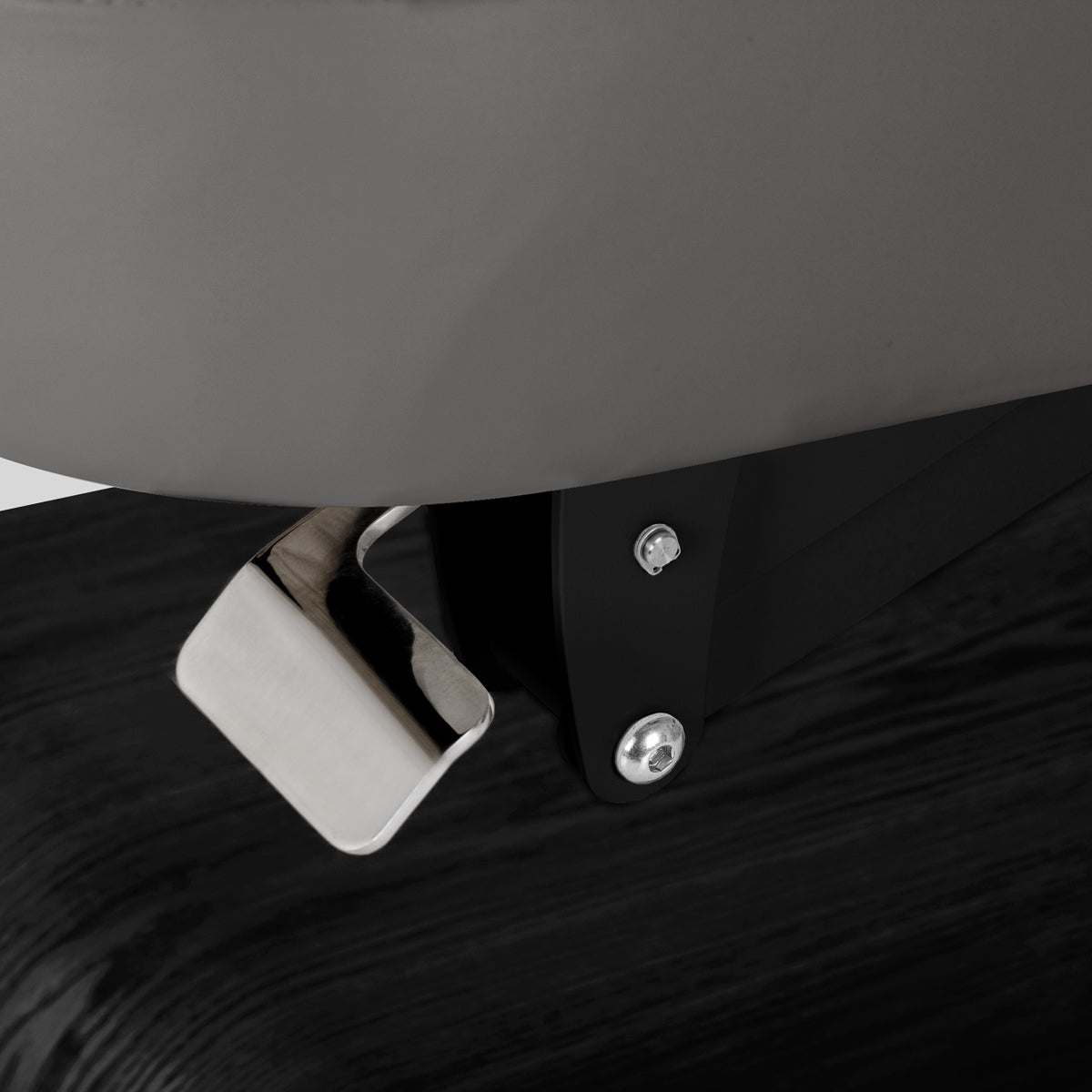 Sillon Relax Elektrische SPA-Liege – Grau, Untergestell Schwarz · Befestigungsdetail