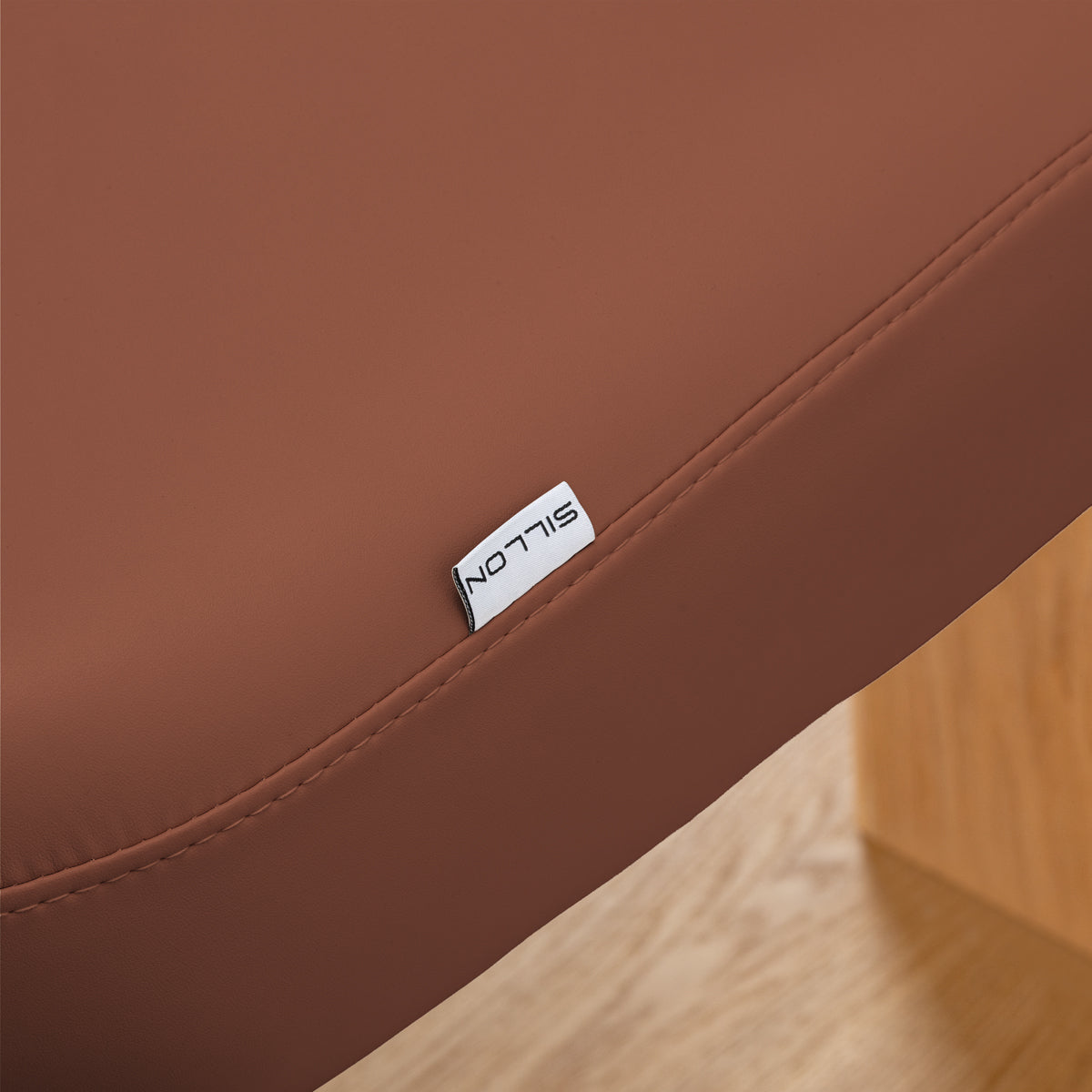 Sillon Relax · braun / hellbraun · Sillon-Etikett und Naht