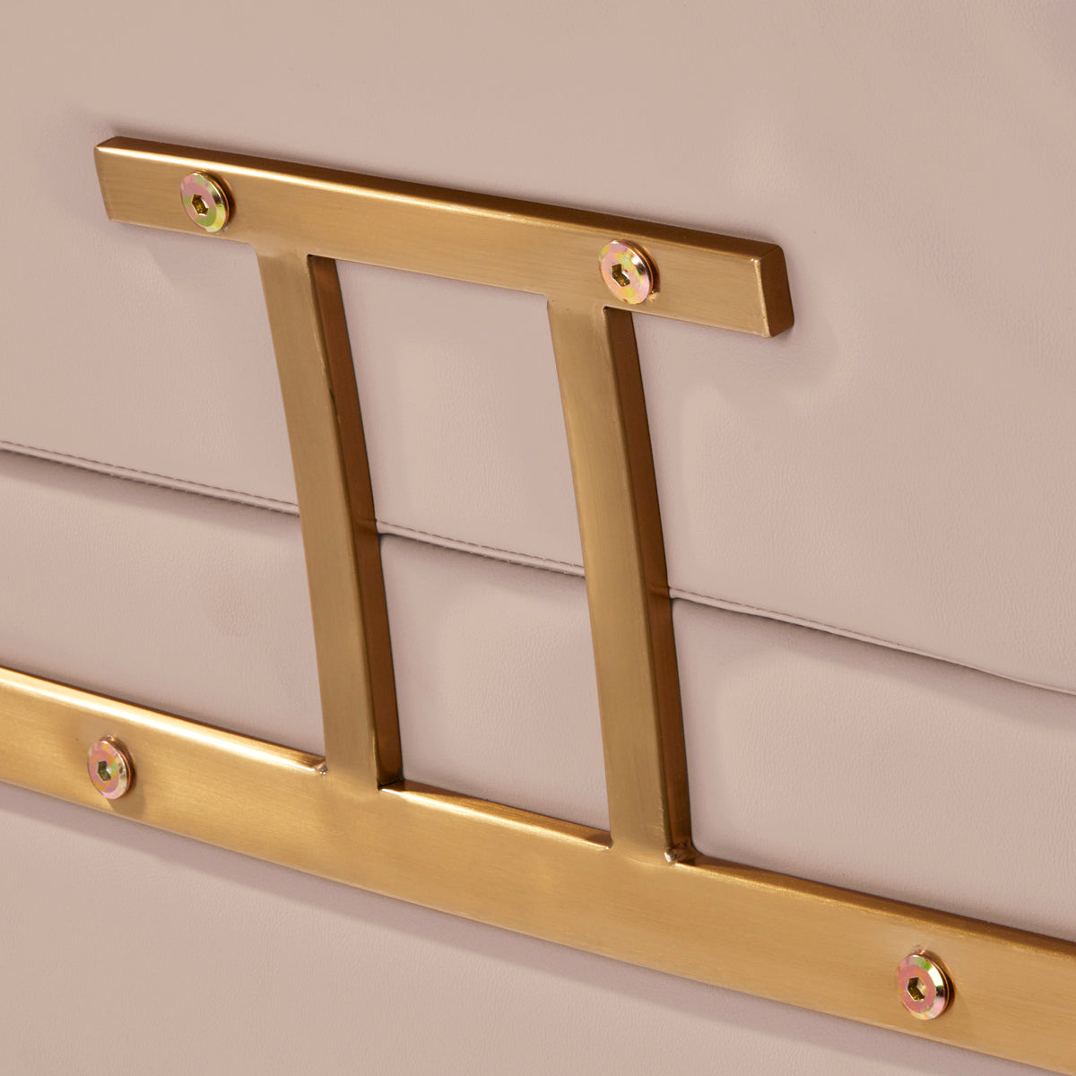 Gabbiano Porto-GM hairdressing chair beige - BVShop