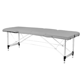 BALANCE dreiteilige klappbare Aluminium-Massageliege – Grau; Schrägansicht, flache Liegefläche