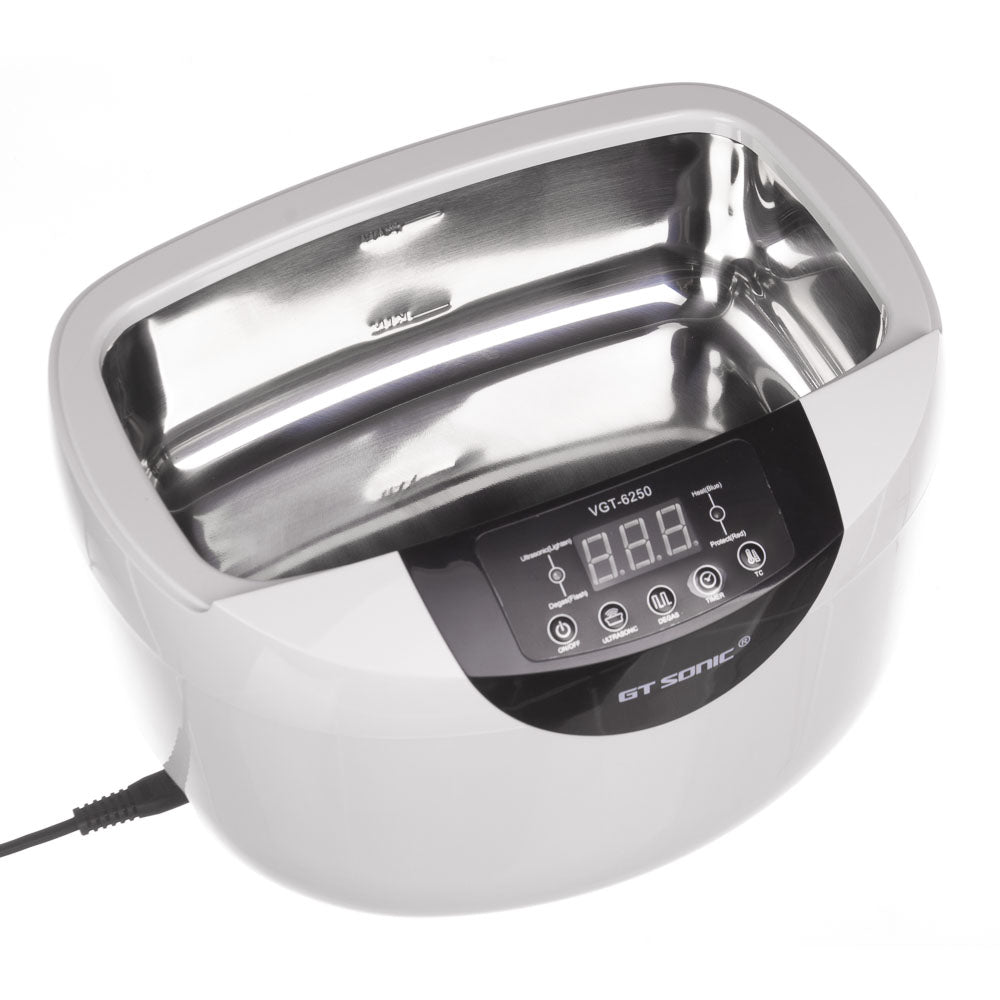 Professional ultrasonic cleaner by Beauty System, 2.5L VGT-6250, with stainless steel basin and digital control panel.