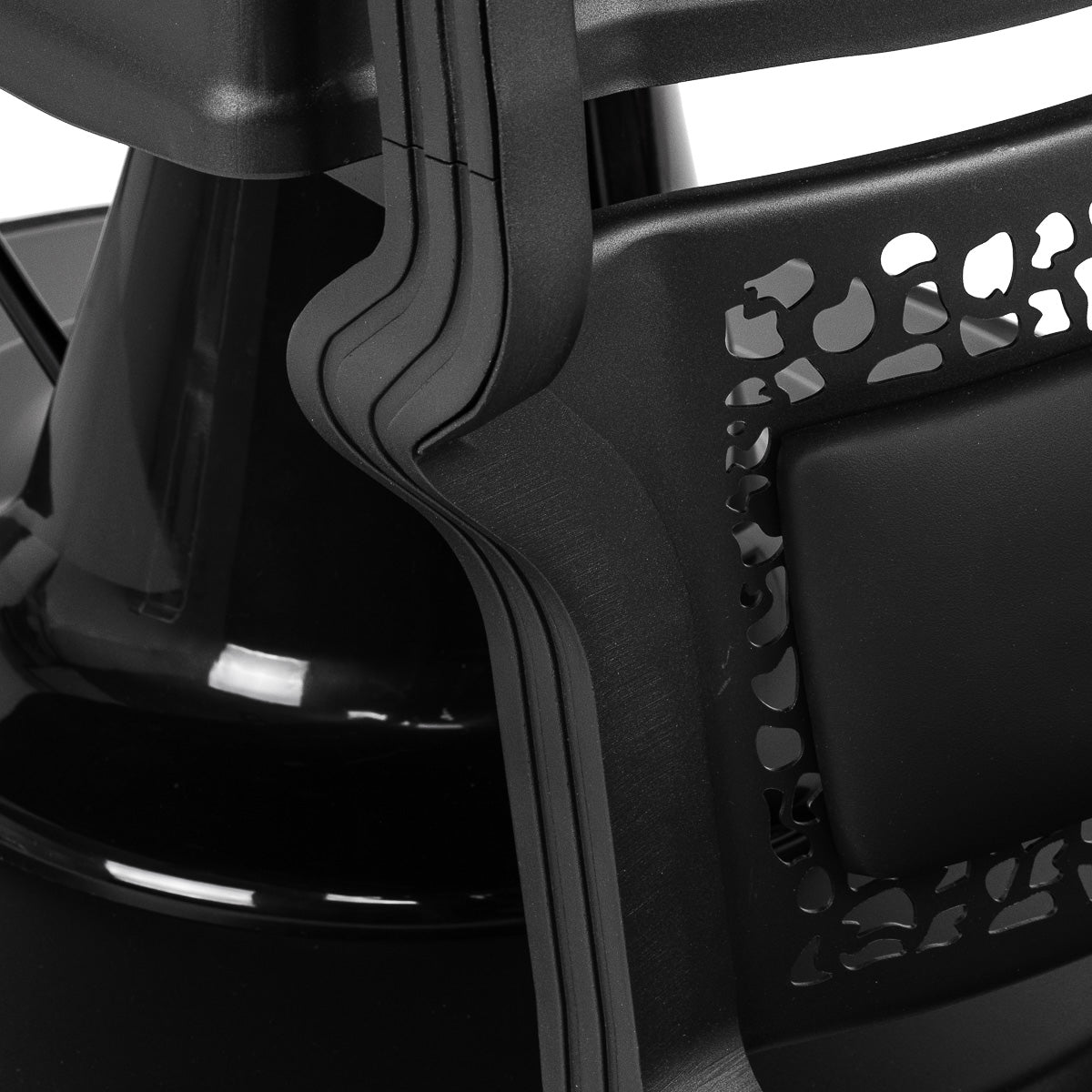 Barber chair Gabbiano Niccolo Black buttonless - BVShop